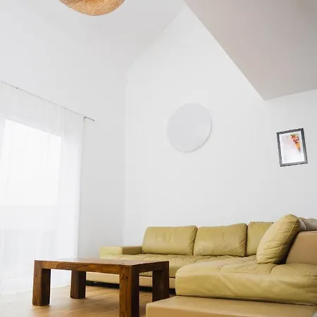 150 Qm Maisonnette R Mit 4 Schlafzimmern Und Galerie * Wallertheim